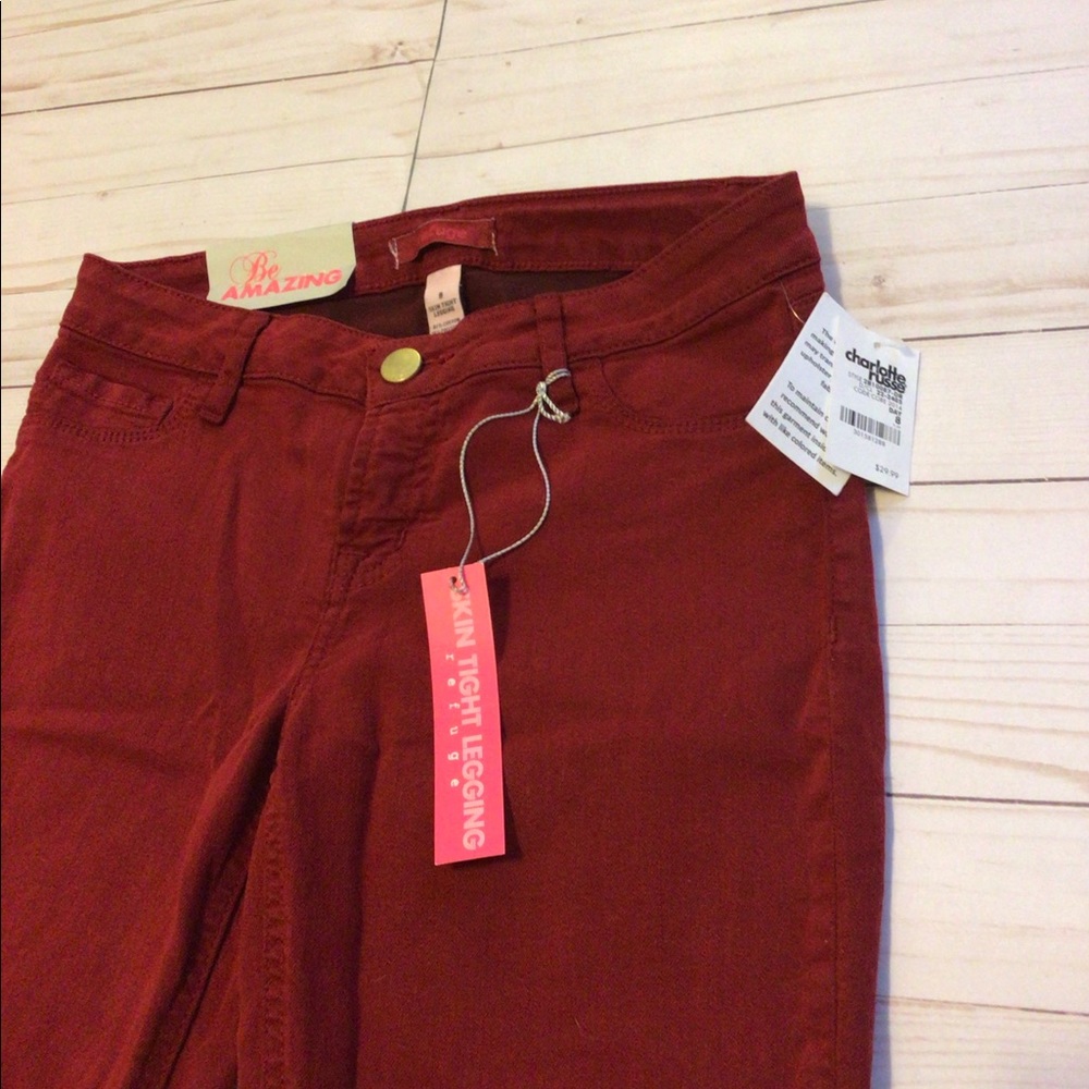 Red denim skinny jegging